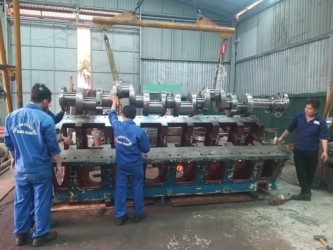 Dịch vụ sửa chữa phục hồi các chi tiết hộp số Bergen enigine No.03 của Đại Hùng 01